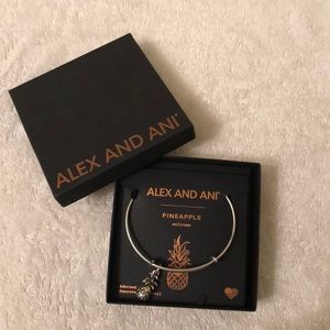 BRAND NEW NEVER BEEN USED